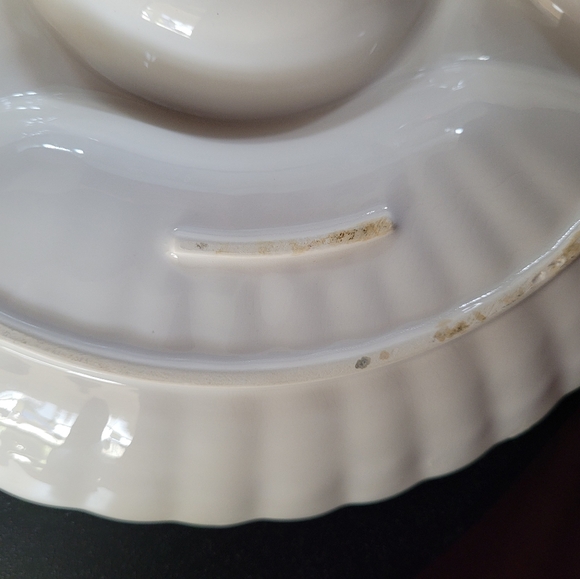 Vintage Farmhouse white ceramic Shell Design Serving Platter - Picture 5 of 16